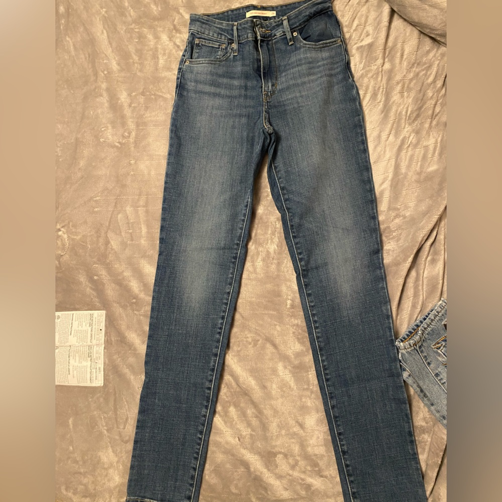 Levi’s, Size 26, dark wash